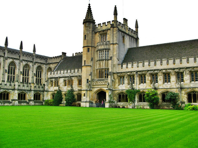[英国大学留学]牛津大学——2016TIMES英国大学综合排名第二位