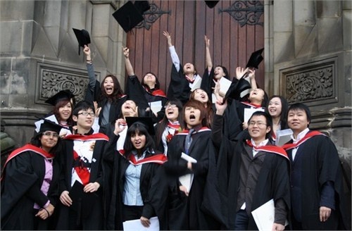 英国学生被中国富二代挤出私校？